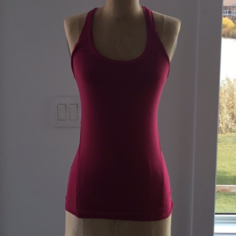 Lululemon fuchsia racer back tank, size 6